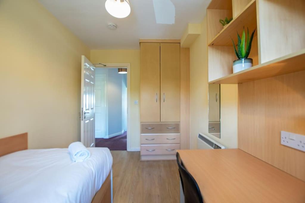 Casa vacanze 83 - Superb Townhouse By Shortstays *