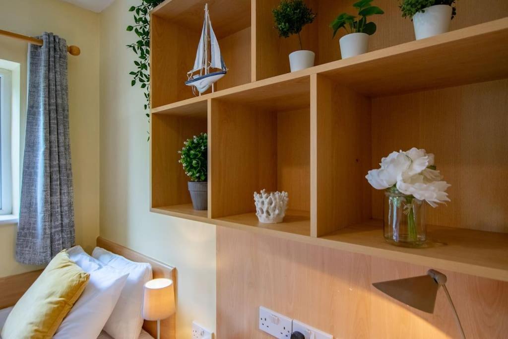 83 - Superb Townhouse By Shortstays * Galway