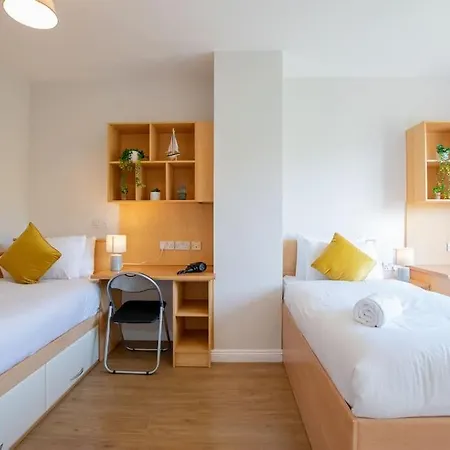 83 - Superb Townhouse By Shortstays Galway Esterno foto