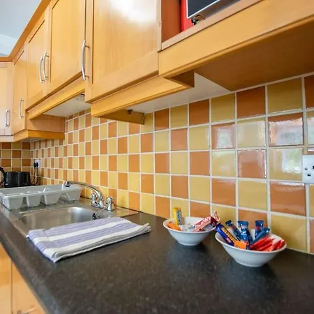 83 - Superb Townhouse By Shortstays Galway Esterno foto