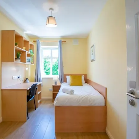83 - Superb Townhouse By Shortstays Galway Esterno foto