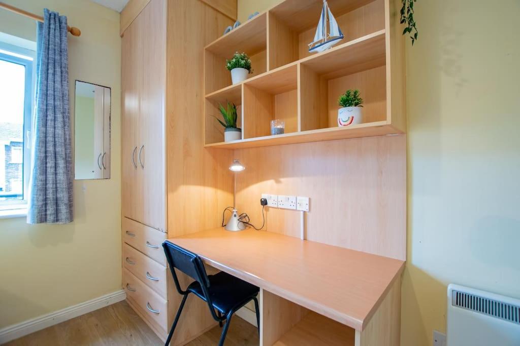 83 - Superb Townhouse By Shortstays Casa vacanze Galway