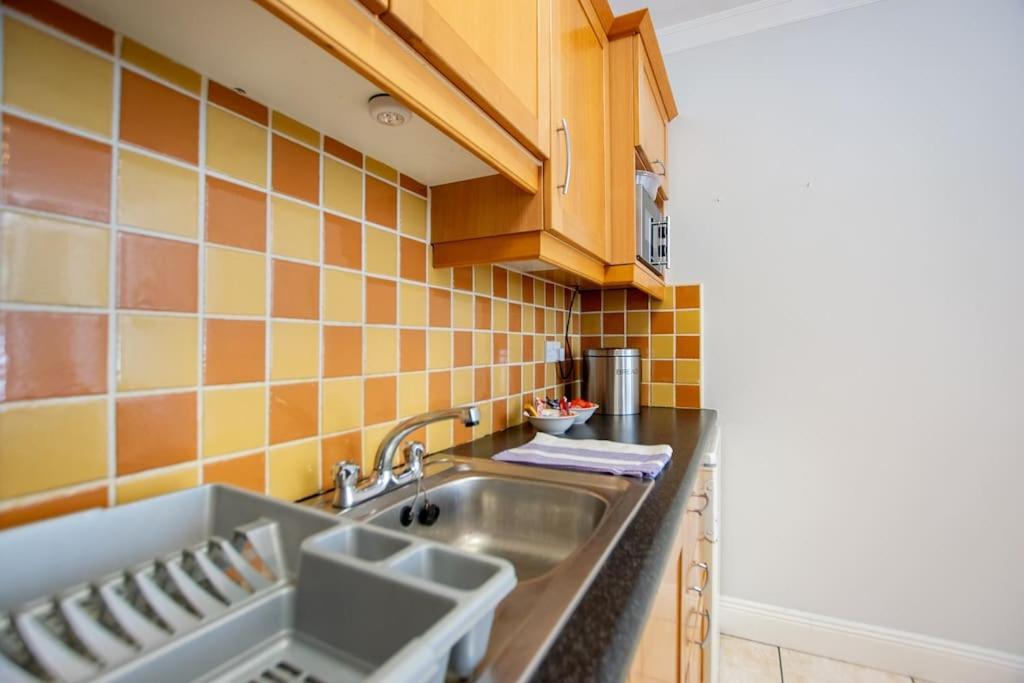 Holiday home 83 - Superb Townhouse By Shortstays Galway